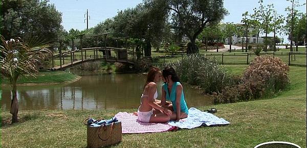  Romantic picnic by the lake